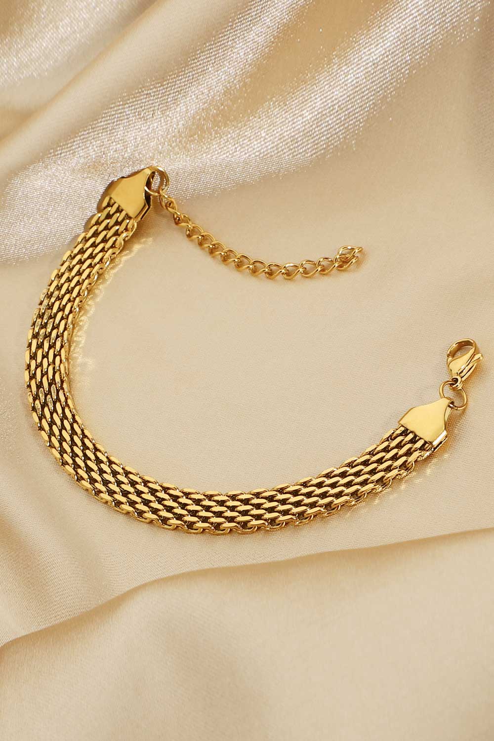 Simplicity Wide Chain Bracelet