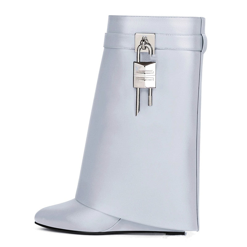 Be Mesmorize Shark Lock Heel Boots