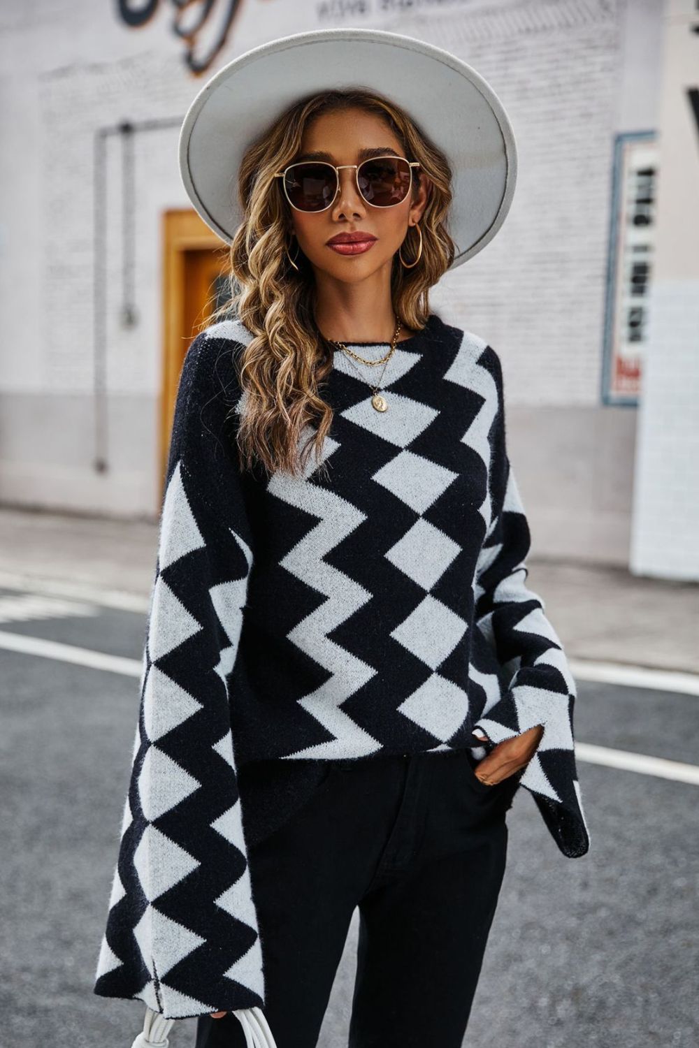 Zig Zag Diamond Cut Flare Sweater